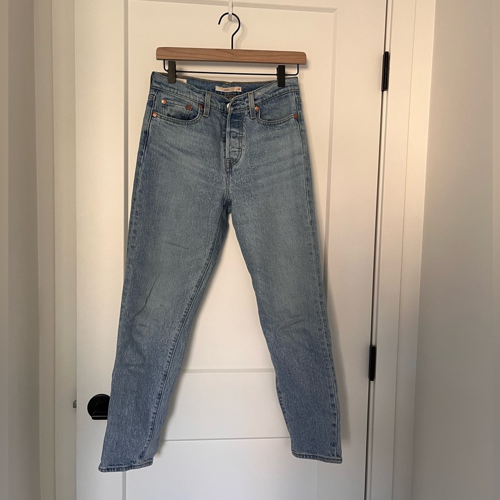 Levi’s wedgie